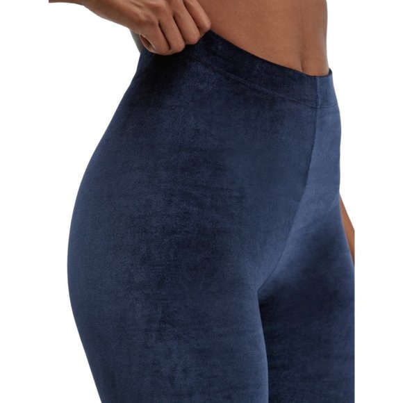 Fabletics Shorts Navy Velour High Rise Mid Thigh Shorts Tights Womens Small 26” - Picture 2 of 5